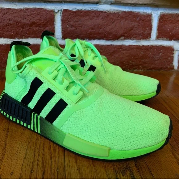 NMD FV3647 Glitch Signal Green